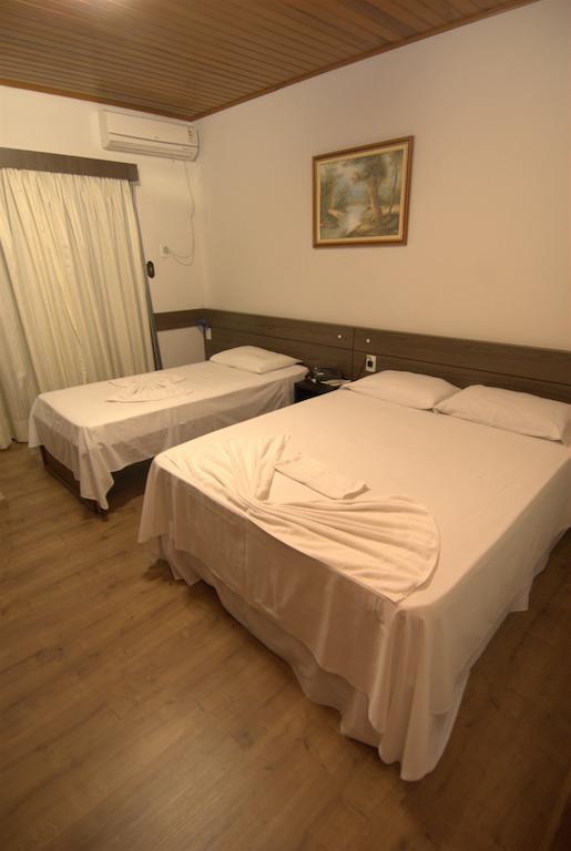 Novo Hotel Tinho Rio do Sul Szoba fotó