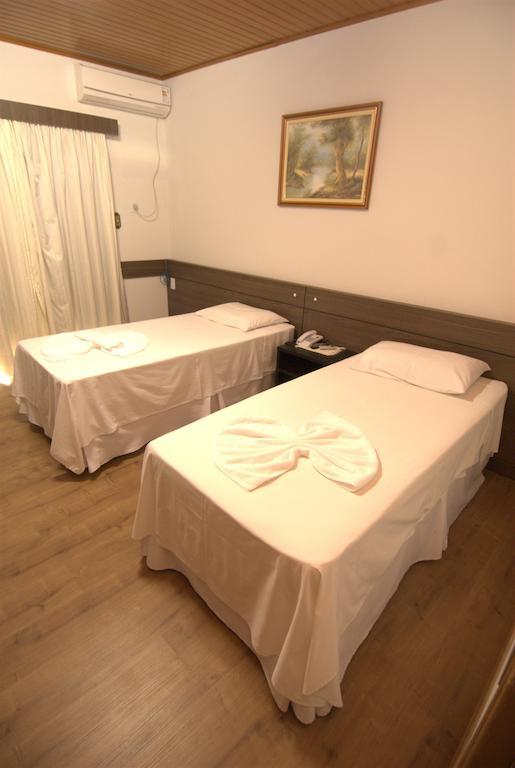 Novo Hotel Tinho Rio do Sul Szoba fotó